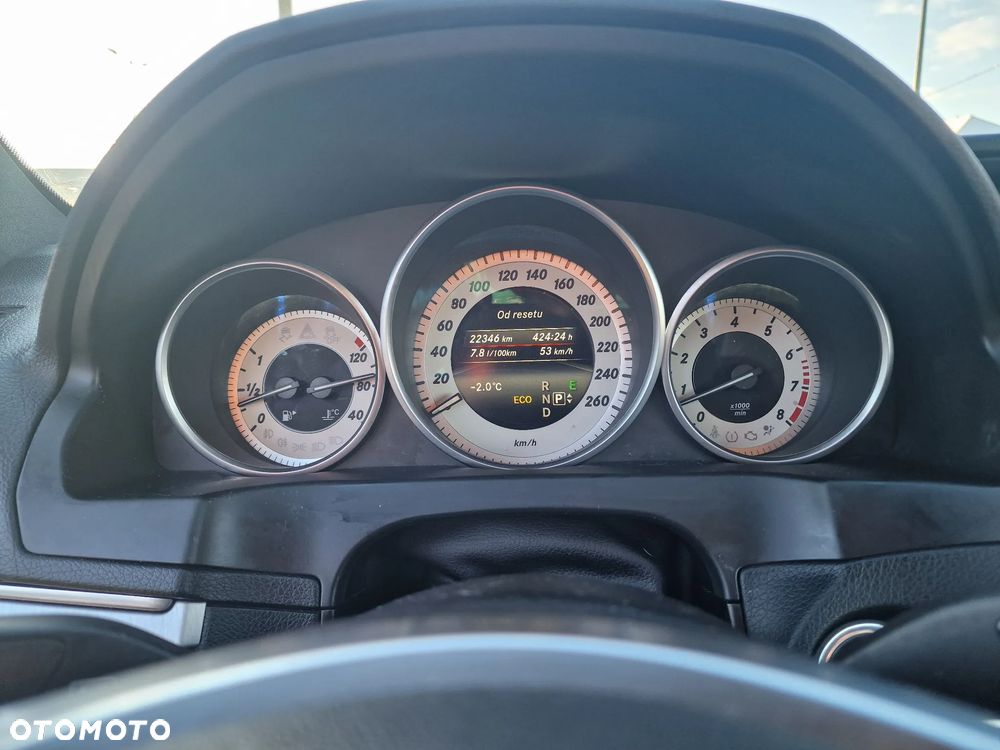 Mercedes-Benz Klasa E - 18