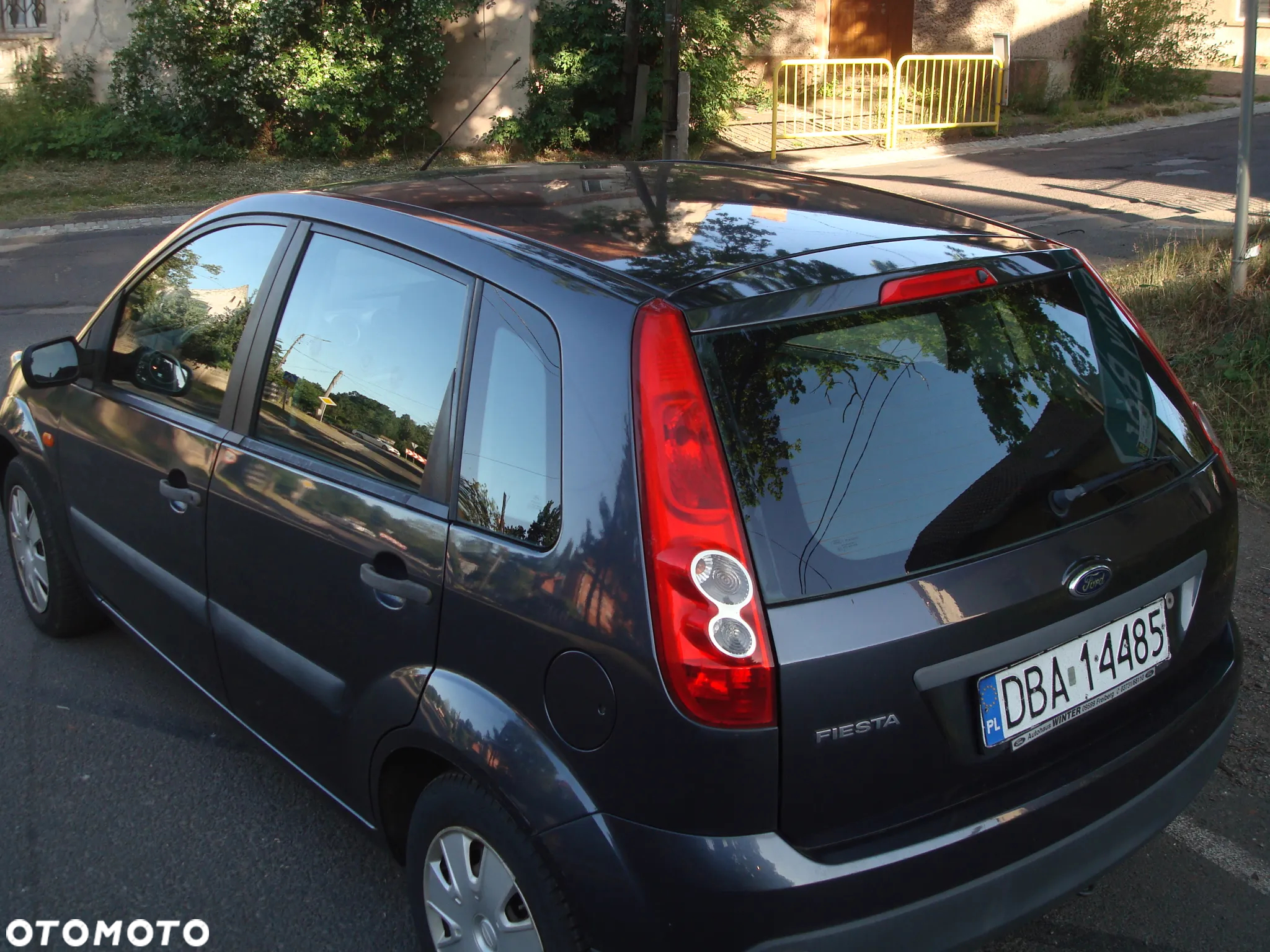 Ford Fiesta 1.25 Ambiente - 14