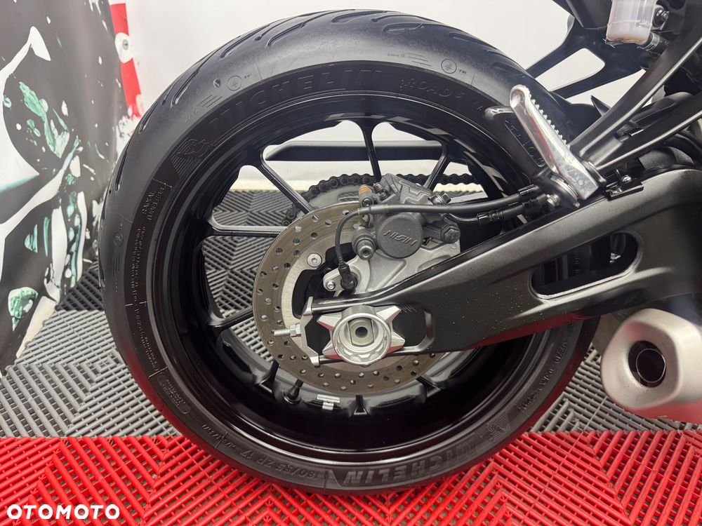 Yamaha MT - 26