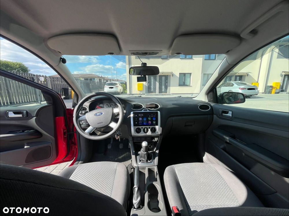 Ford Focus 1.6 Ti-VCT Trend - 14
