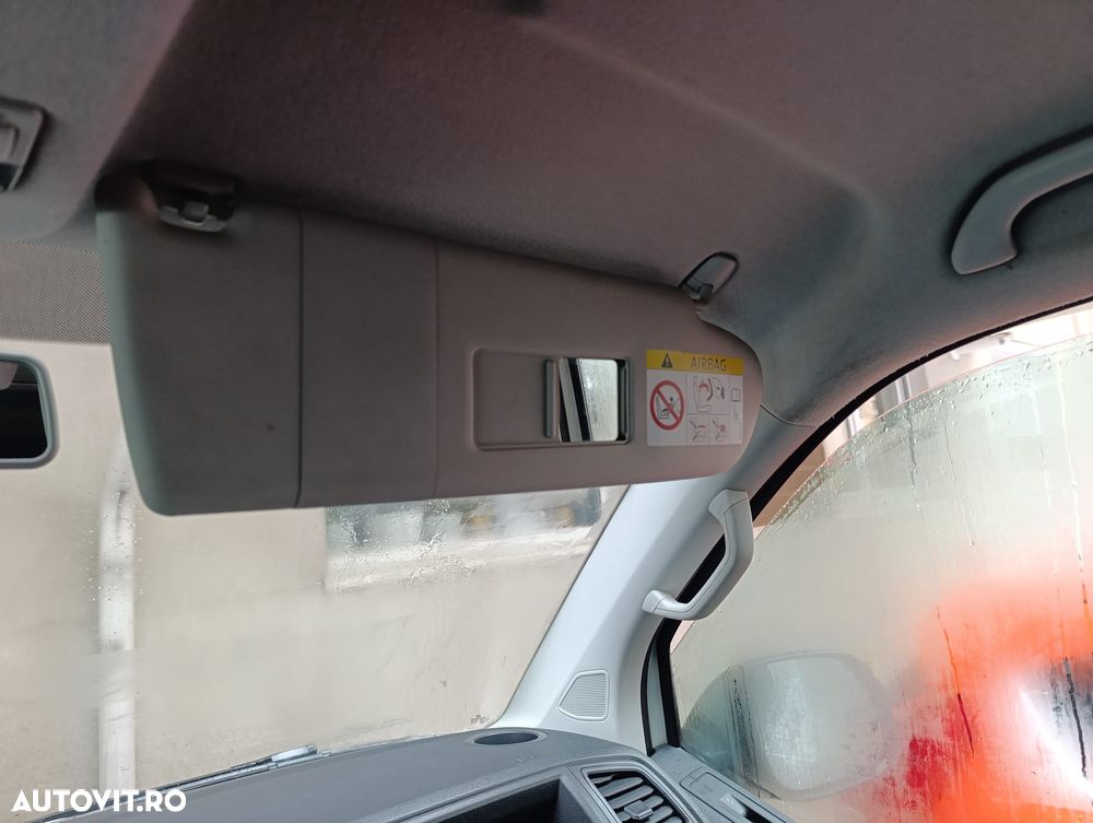 Volkswagen Transporter 2.0 75 kW KR - 14