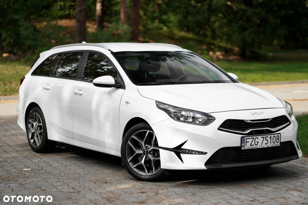 Kia Ceed 1.5 T-GDI Business Line Plus DCT - 12