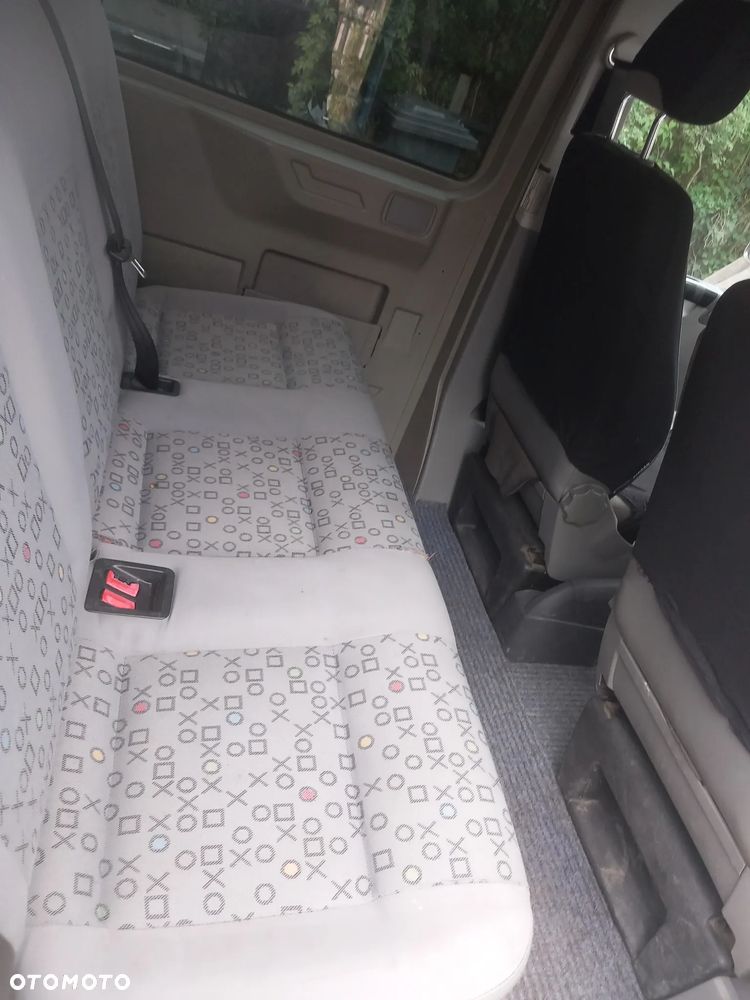 Volkswagen Transporter - 10