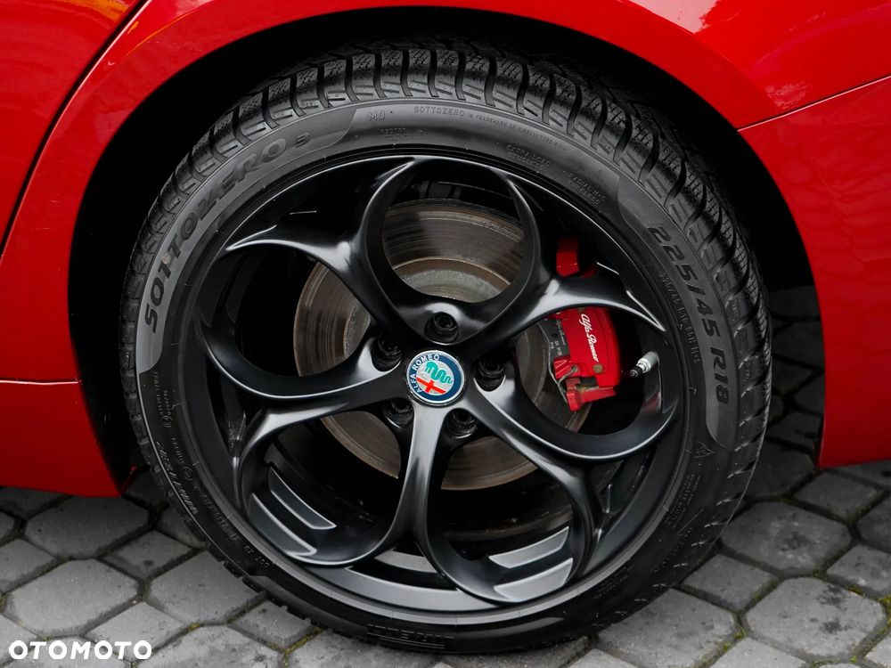 Alfa Romeo Giulia 2.0 Turbo Veloce Q4 - 32