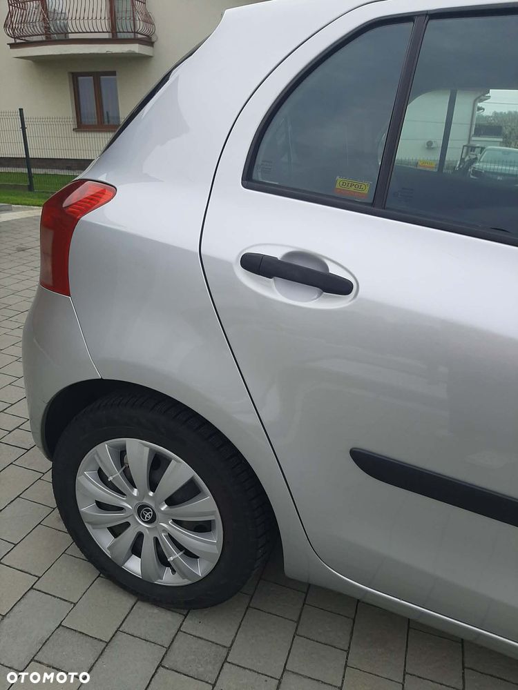 Toyota Yaris 1.3 Luna - 14