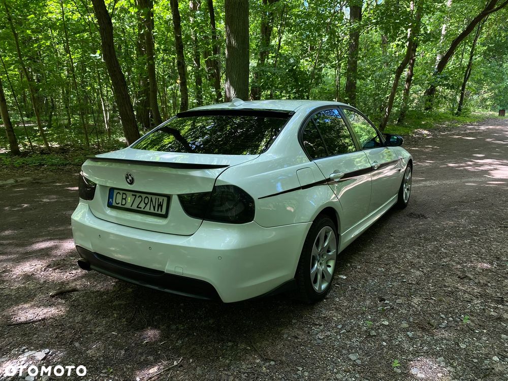 BMW Seria 3 - 24