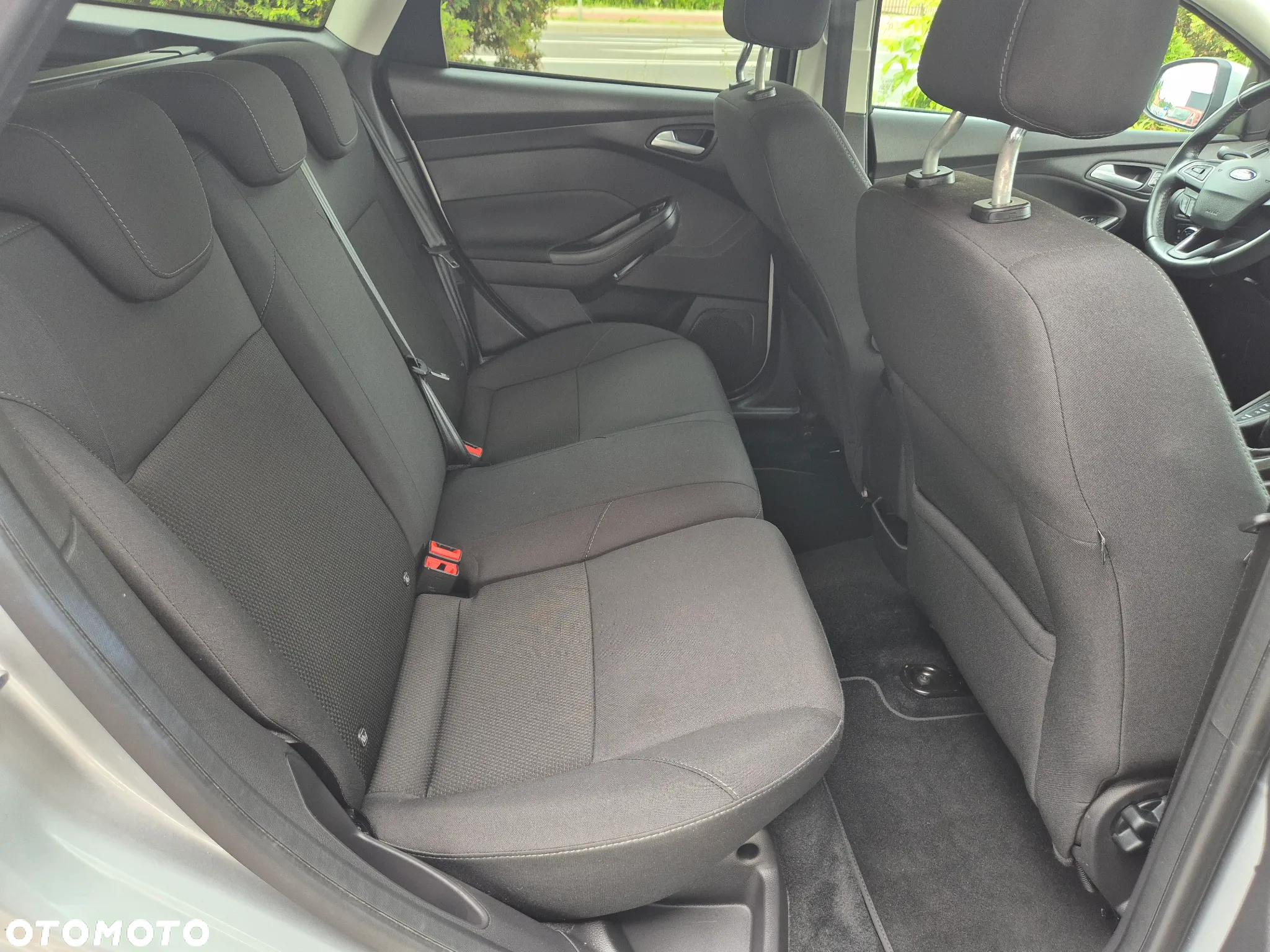 Ford Focus Turnier 1.0 EcoBoost Start-Stopp-System TITANIUM STYLE - 26