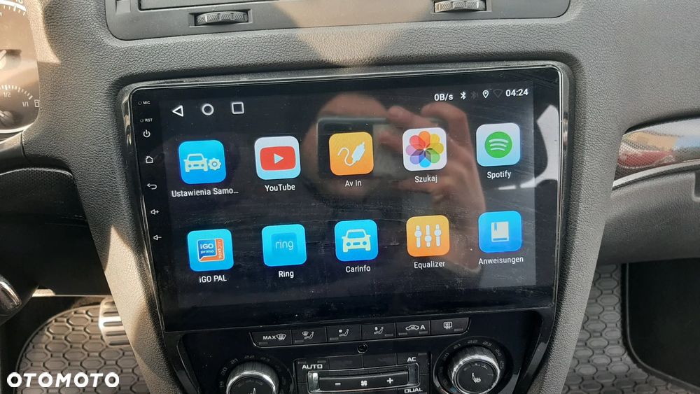 Skoda Octavia 2.0 TSI DSG RS - 16