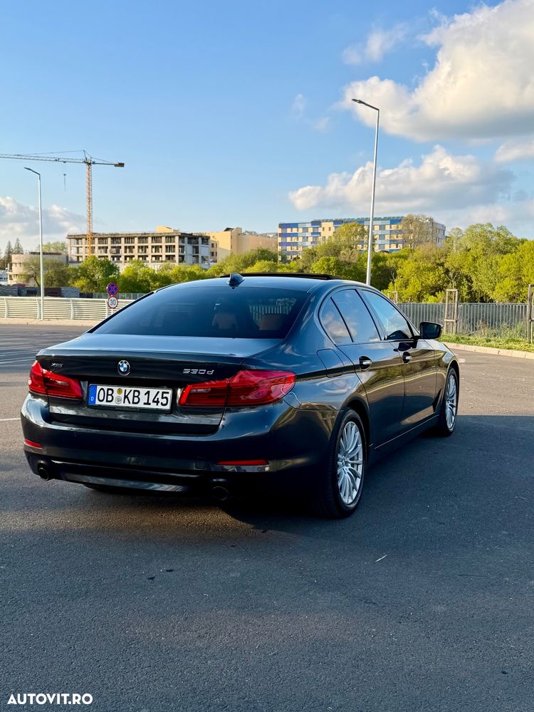 BMW Seria 5 530d xDrive AT - 4