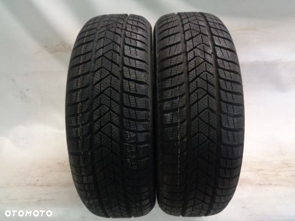 PIRELLI WINTER SOTTOZERO 3 205/65R16 95H MO