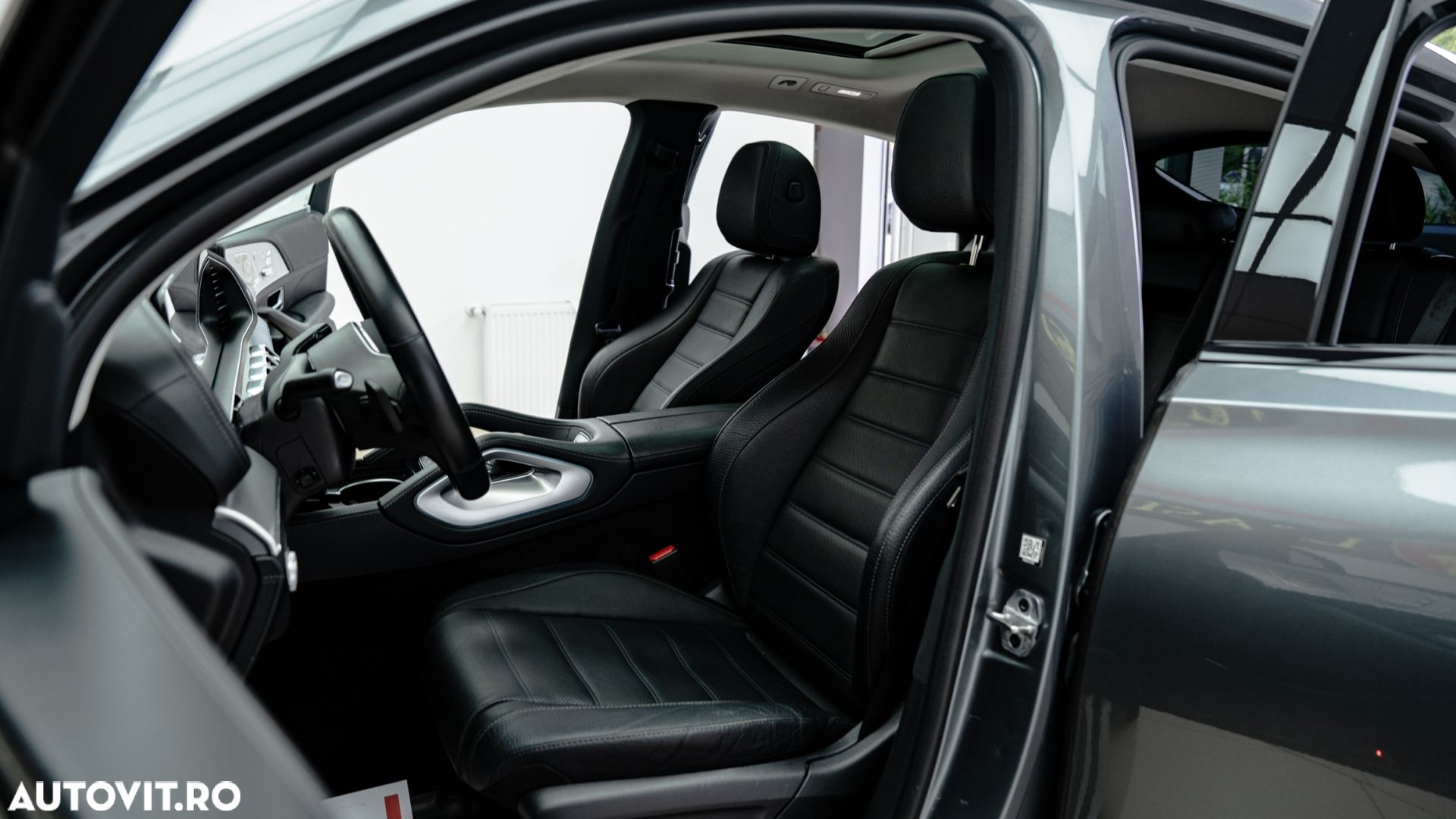 Mercedes-Benz GLE 400 d 4Matic 9G-TRONIC AMG Line - 13