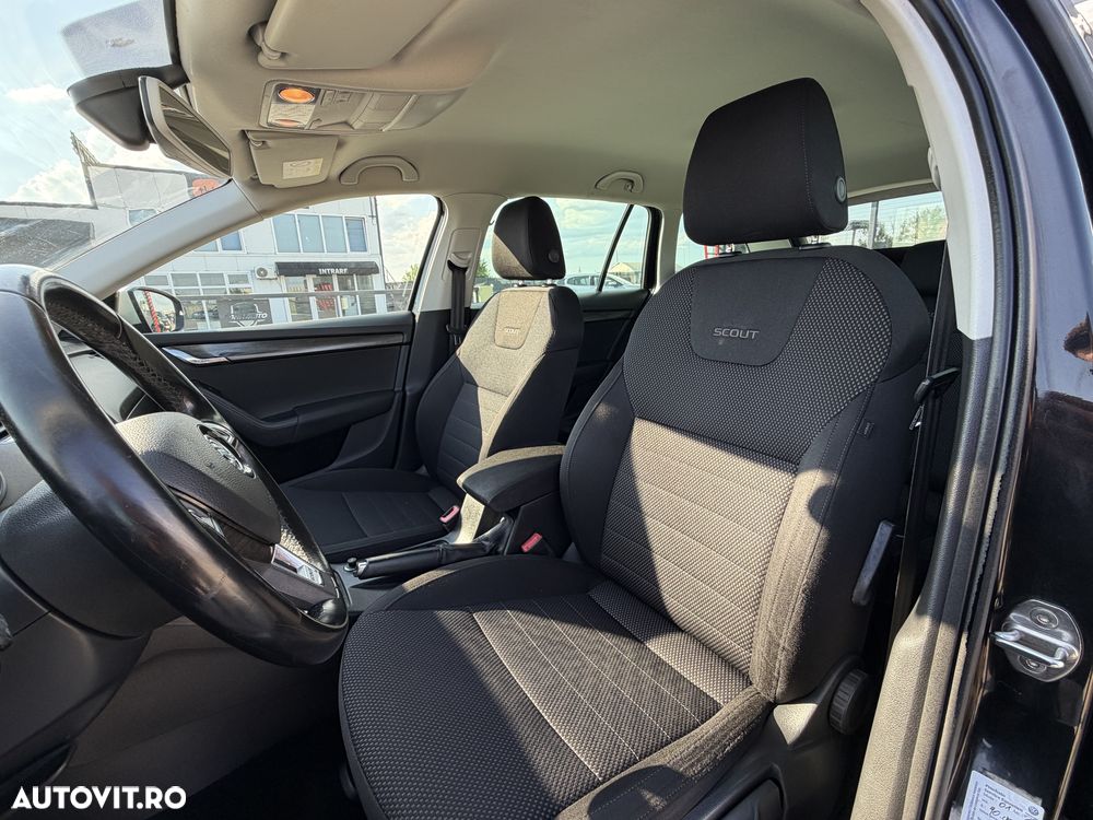 Skoda Superb 2.0 TDI 4X4 DSG Scout - 25