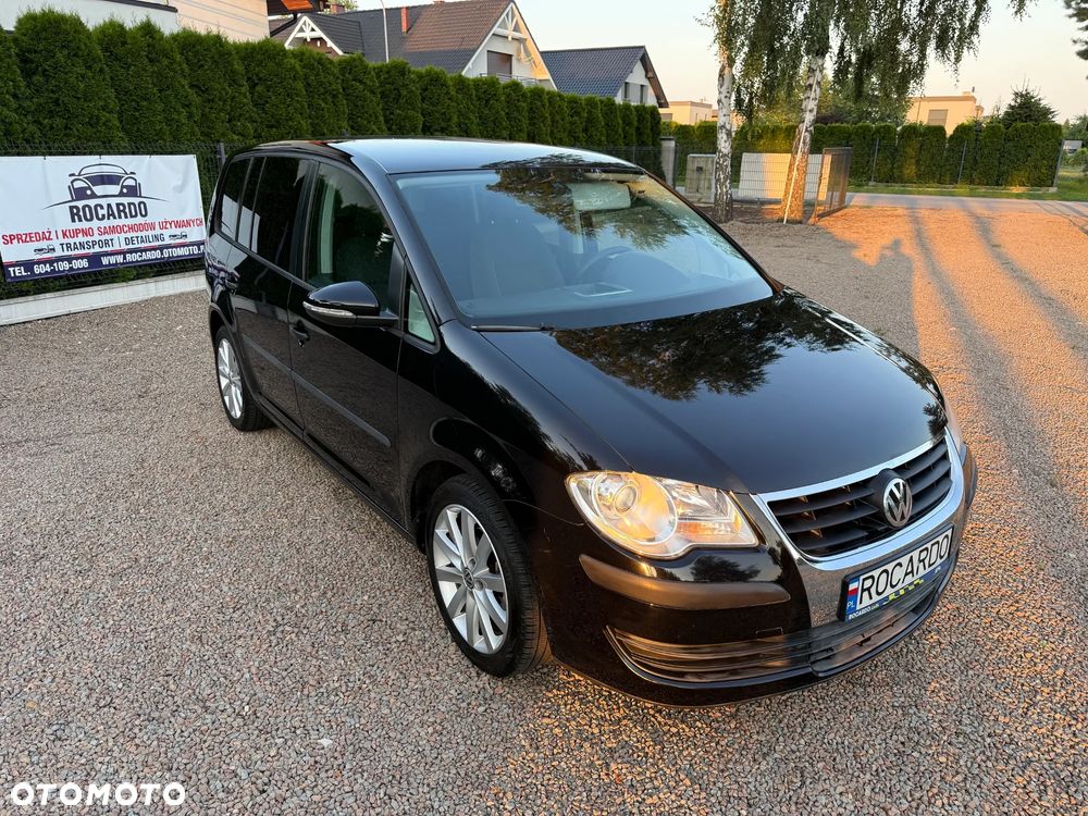 Volkswagen Touran - 2