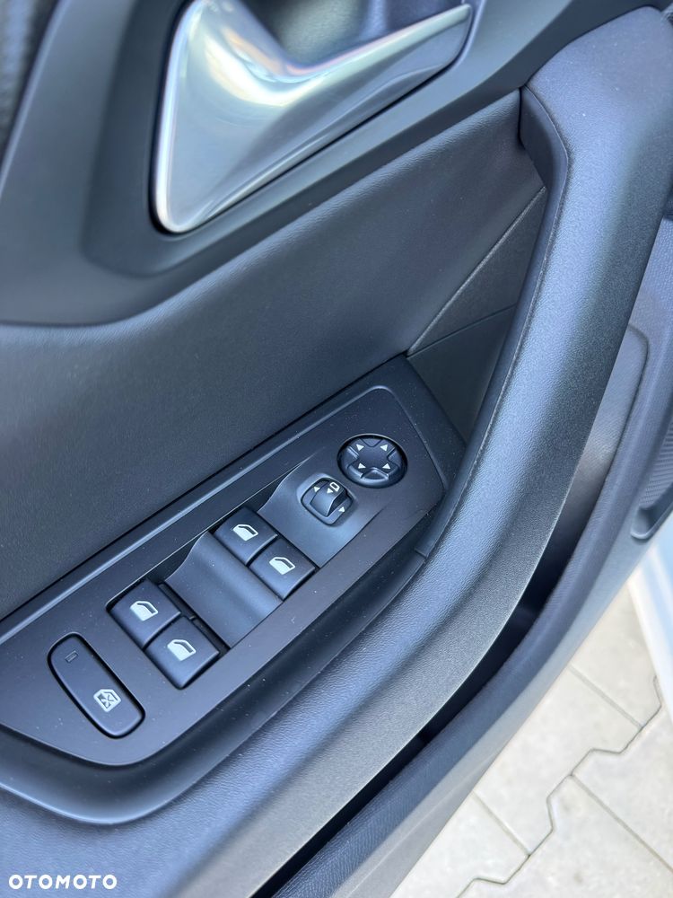 Peugeot 508 225 e-EAT8 Allure - 12