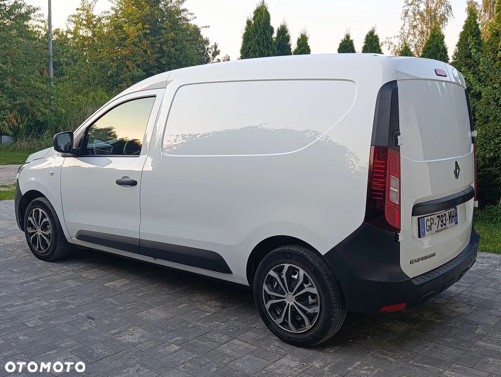 Renault Express - 10