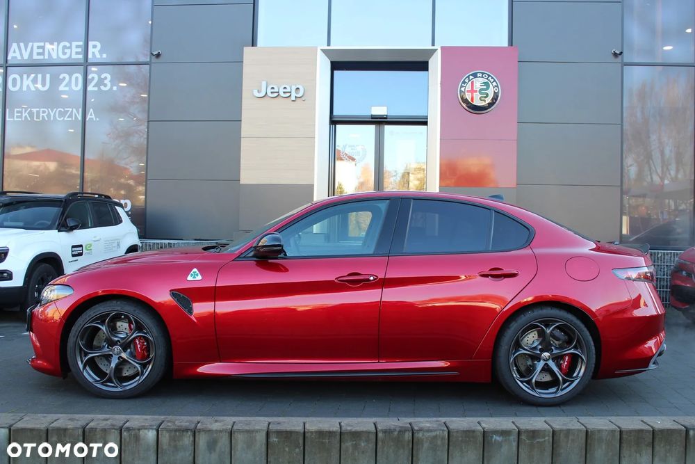 Alfa Romeo Giulia - 11