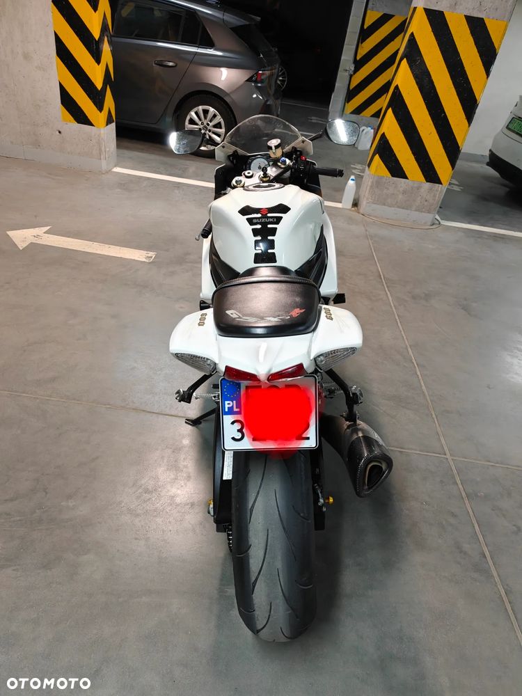Suzuki GSX-R - 11