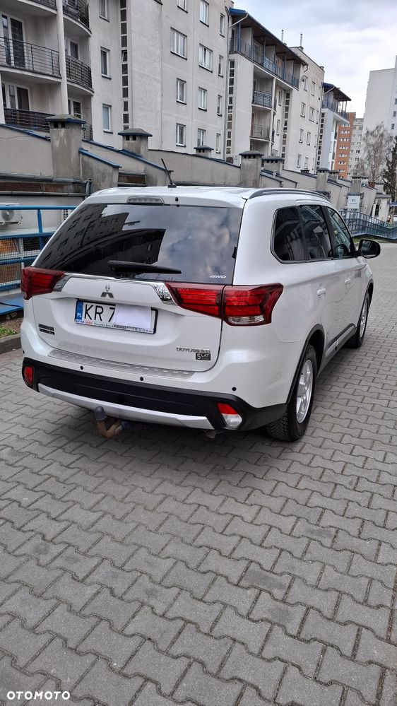 Mitsubishi Outlander 2.0 Intense + 4WD CVT - 4