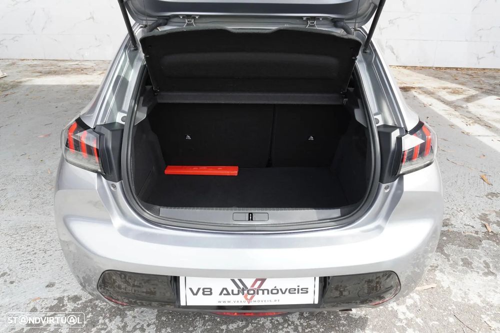 Peugeot 208 1.2 PureTech Allure — fotografia 19