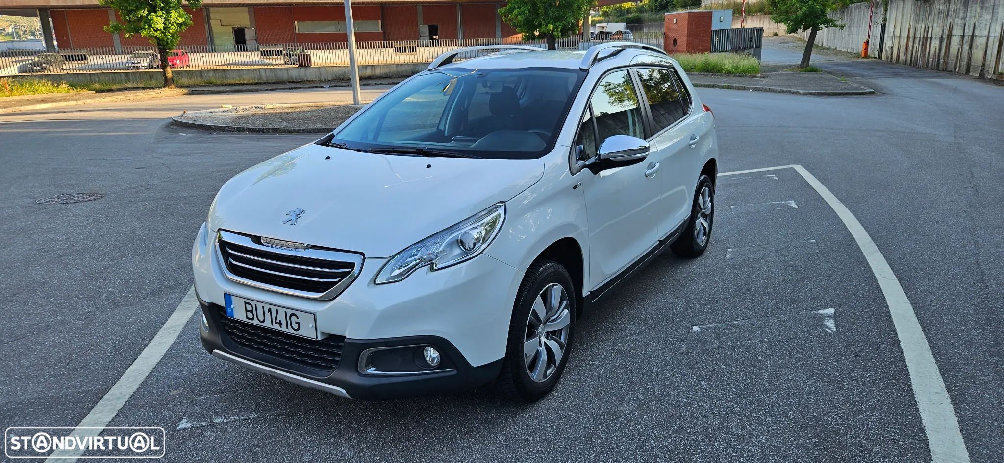 Peugeot 2008 1.2 PureTech Style - 1