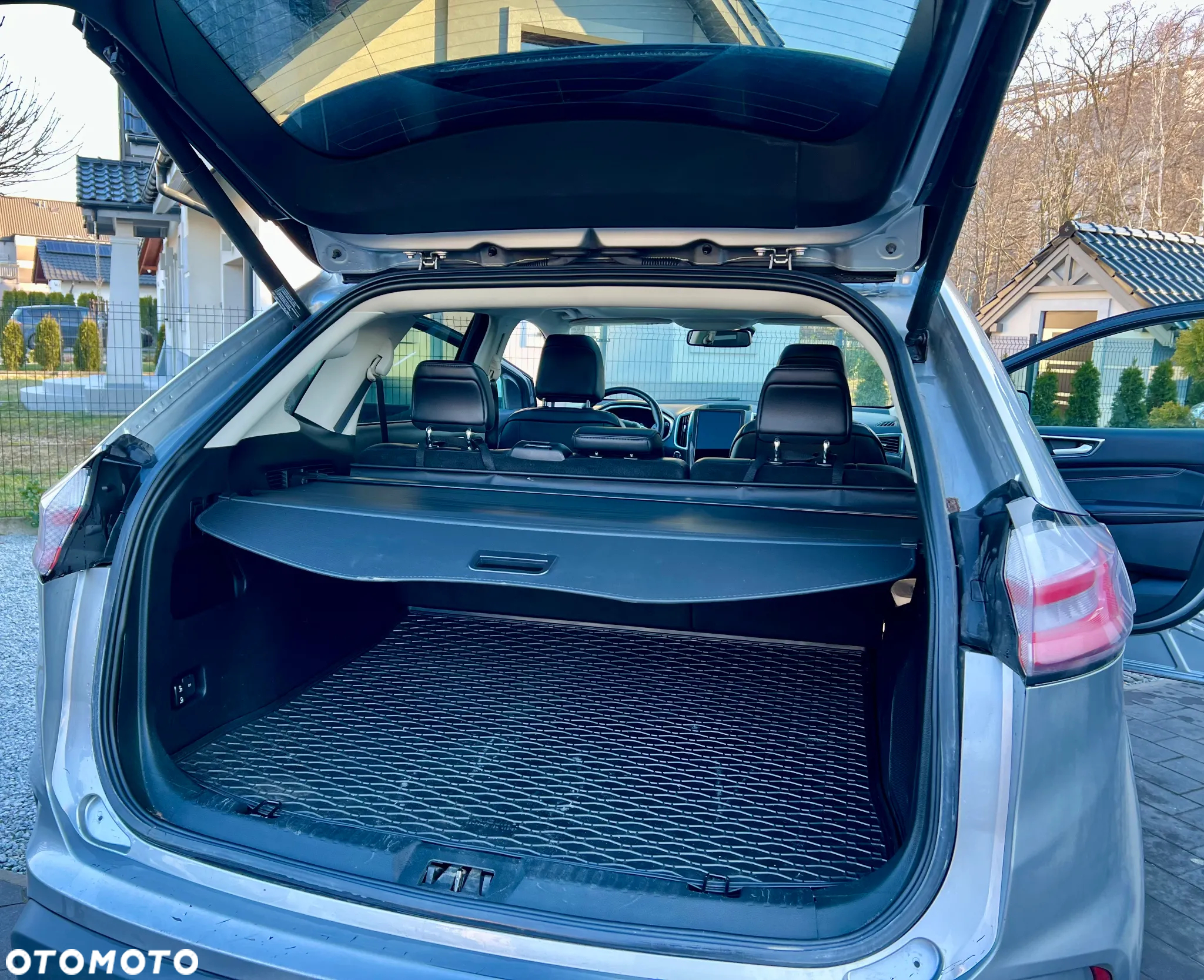 Ford Edge - 13