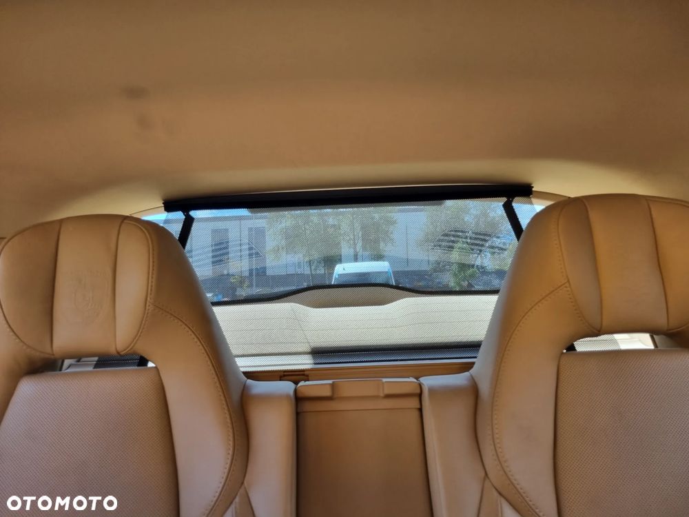 Porsche Panamera 4S - 35