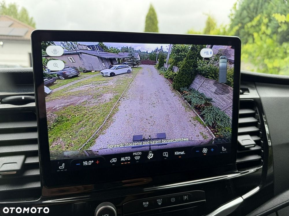 Ford Transit - 22