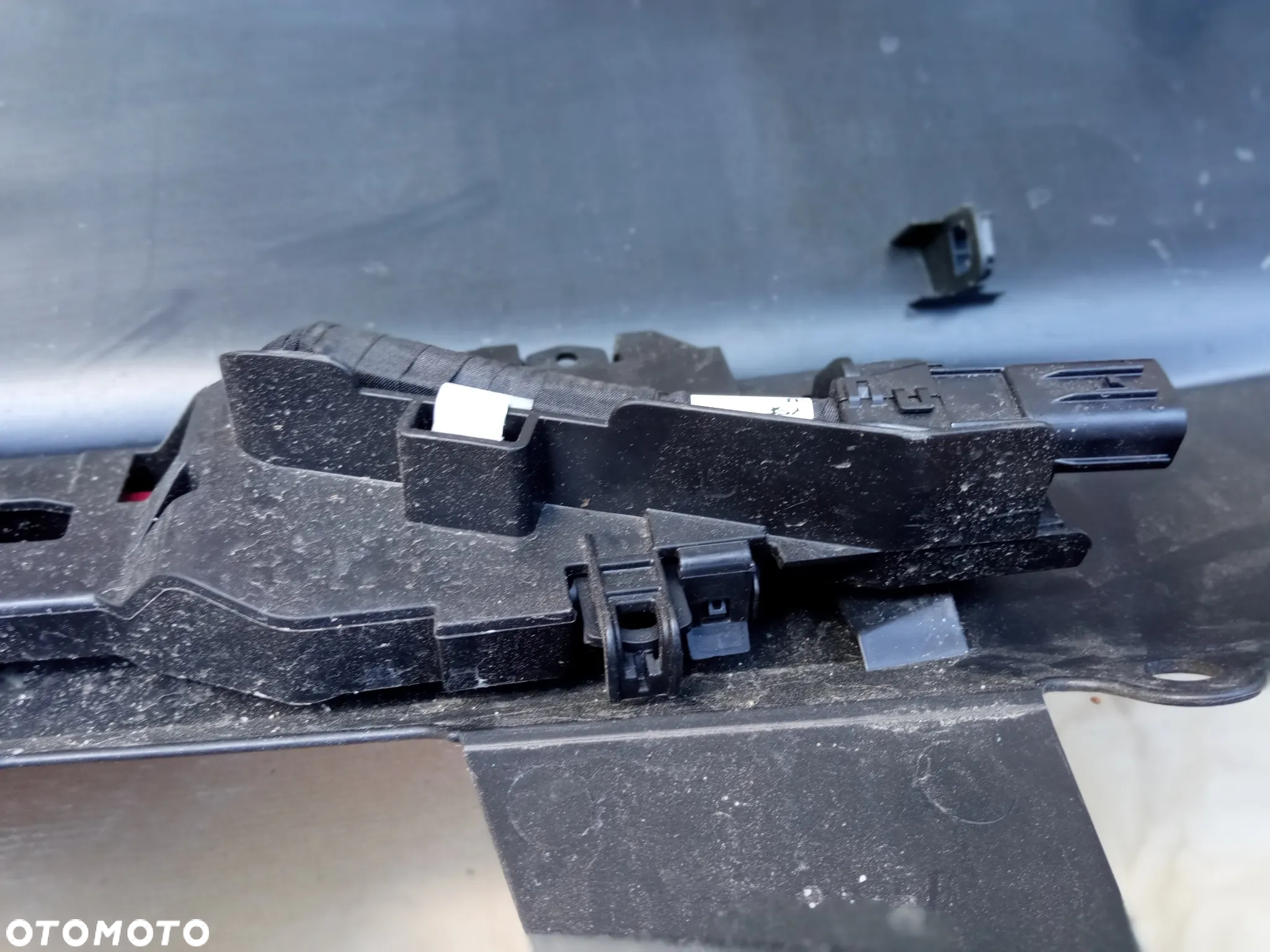 TOYOTA HIGHLANDER IV 4 ZDERZAK CZUJNIK OTWIERANIA KLAPY SENSOR ORYGINAŁ KOMPLET - 9