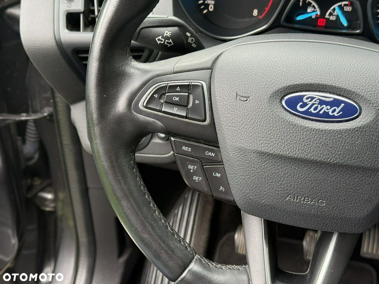 Ford Kuga - 20