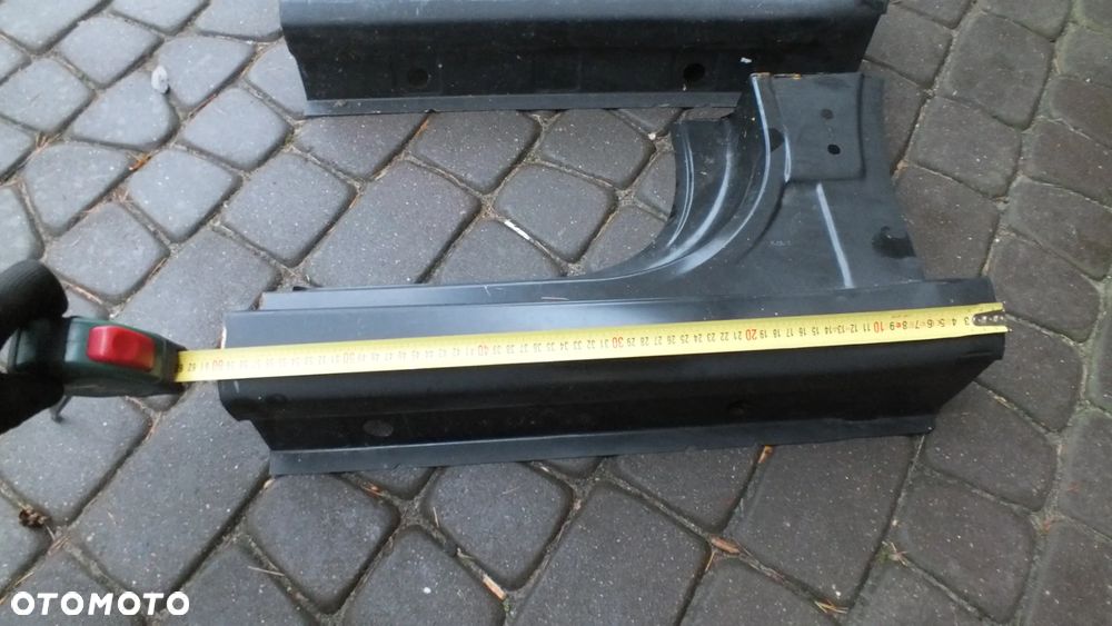 Poszycie progu prawe Kia Ceed III - 2