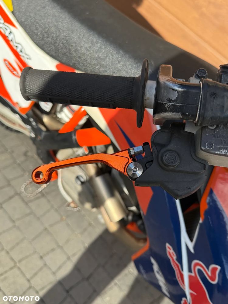KTM SXF - 10