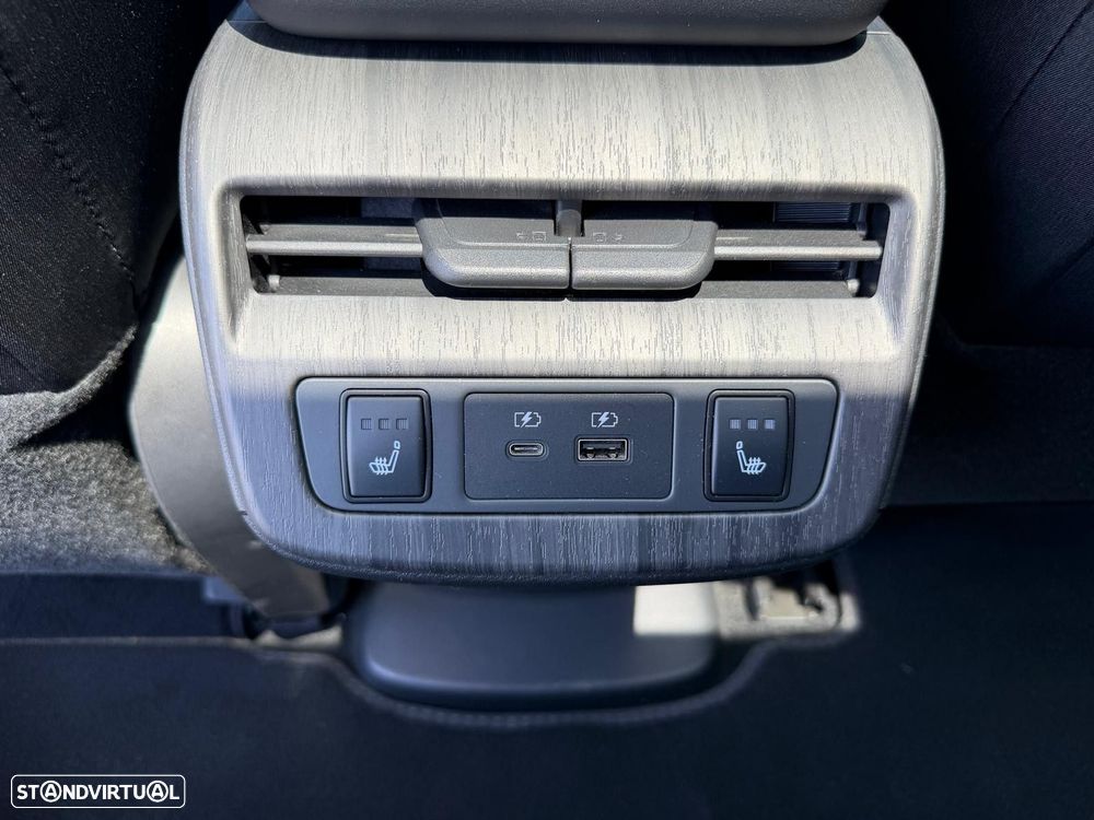 Nissan Ariya 63 kWh Evolve Carr. 22kW + Pack Sport - 12