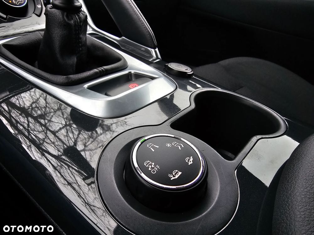 Peugeot 3008 BlueHDi 120 Stop & Start Active - 28