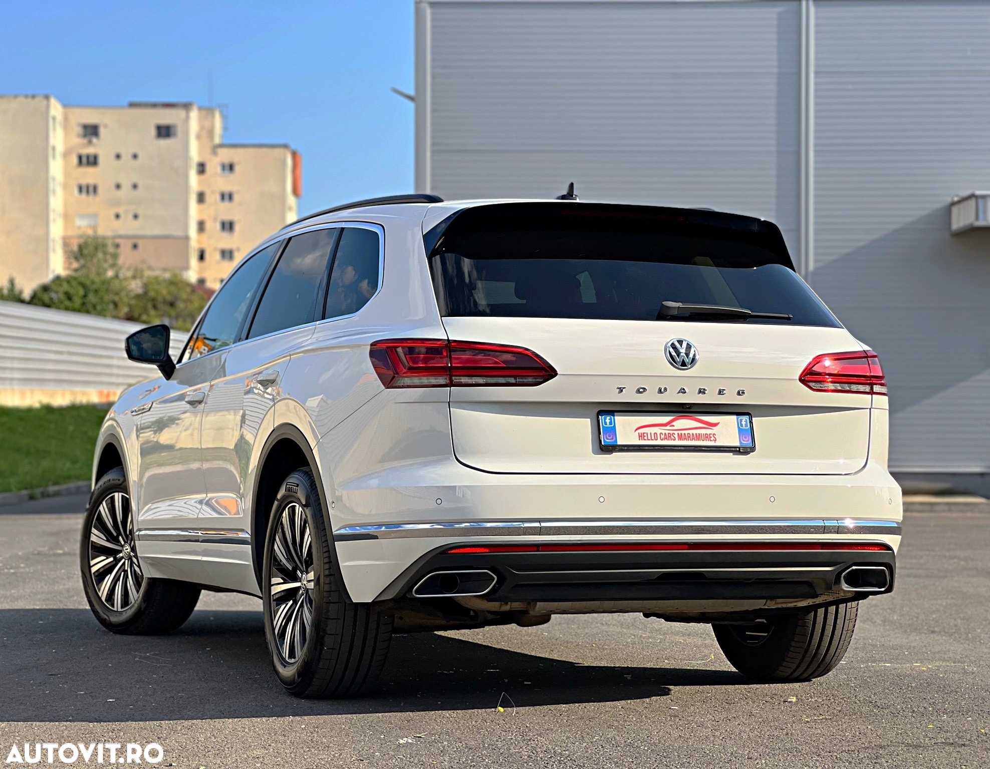 Volkswagen Touareg 3.0 V6 TDI SCR 4Motion Automatik Elegance - 9