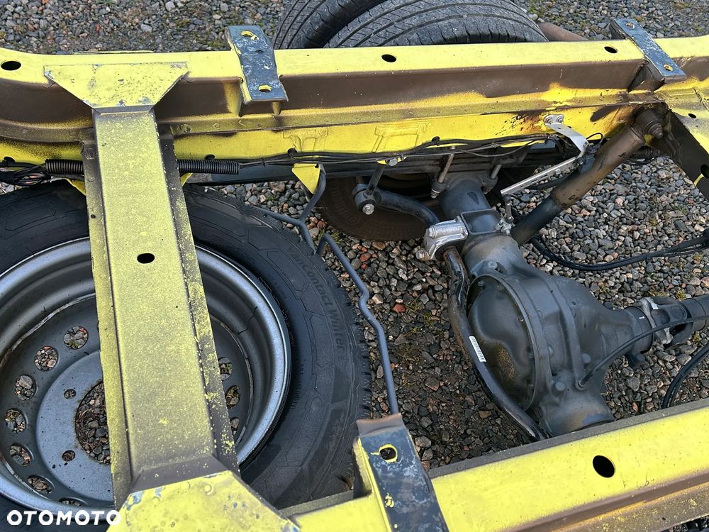 Mercedes-Benz Sprinter - 9