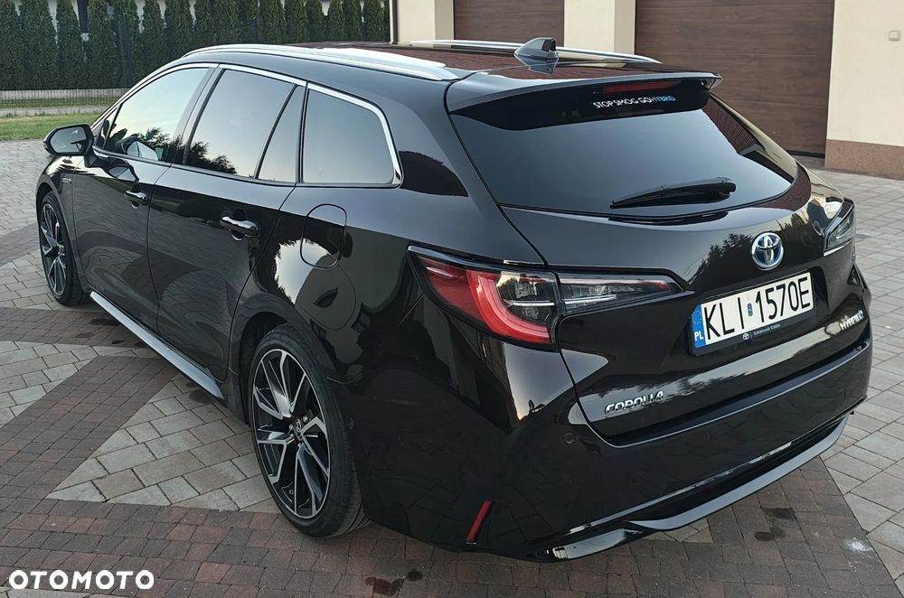 Toyota Corolla 2.0 Hybrid Executive - 5