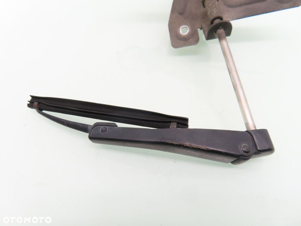 SPRYSKIWACZ LAMPY PRAWY SAAB 900 II 0390206914 - 7