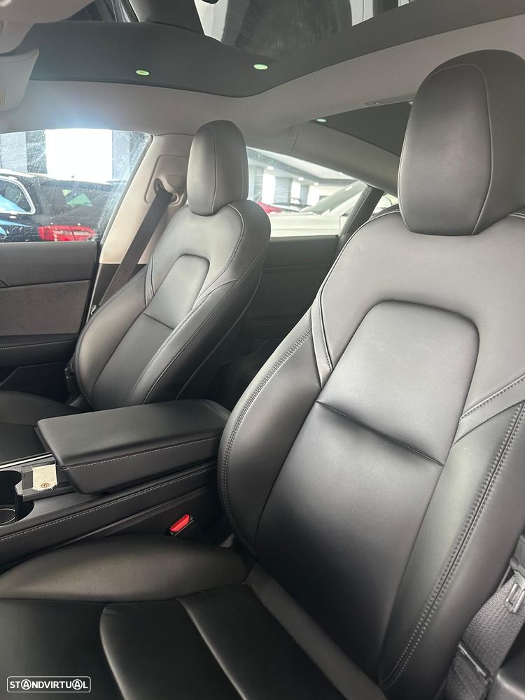 Tesla Model 3 Long Range RWD - 11