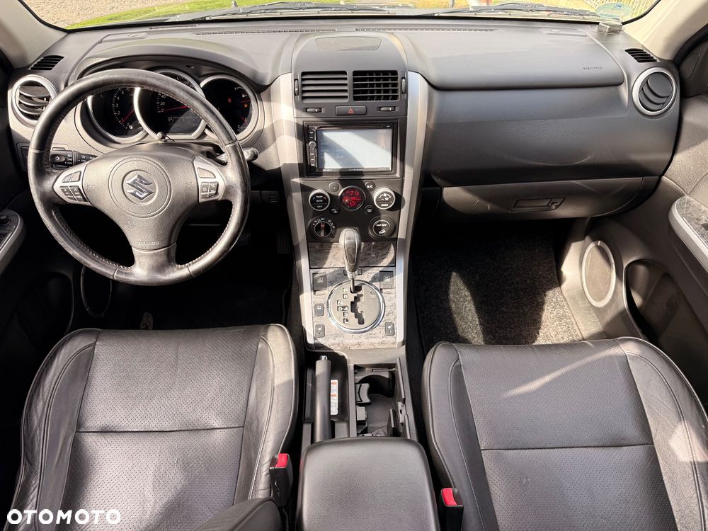 Suzuki Grand Vitara 3.2 V6 Elegance - 12