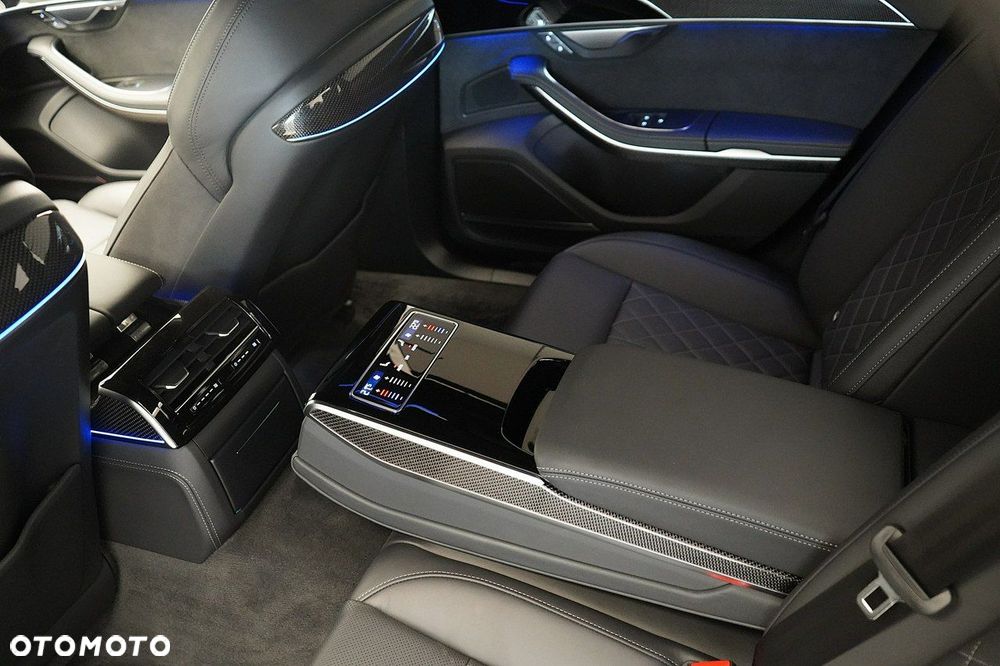 Audi A8 - 29