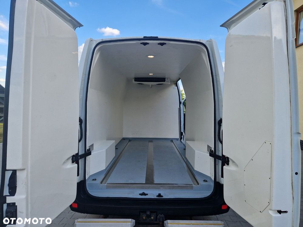 Renault Master - 18