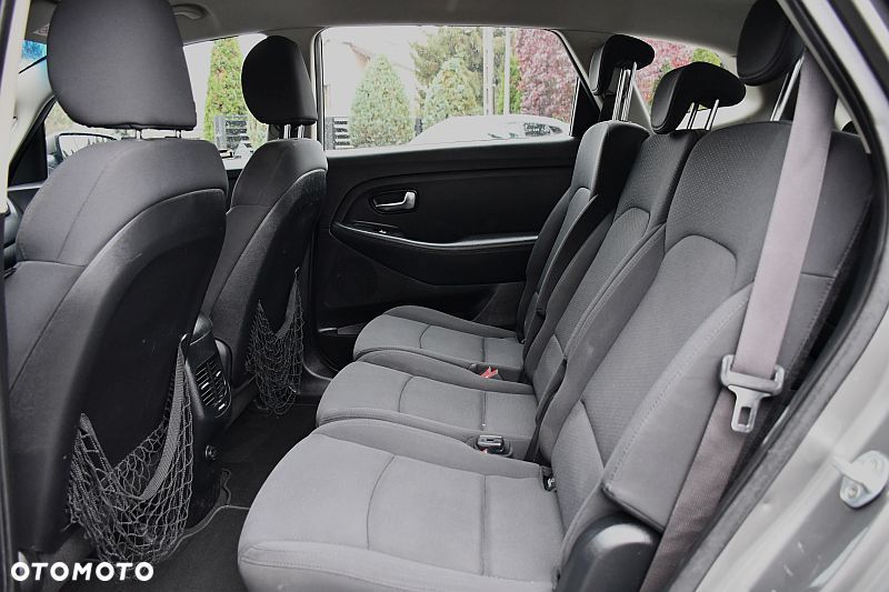 Kia Carens 1.6 GDI XL 7os - 17