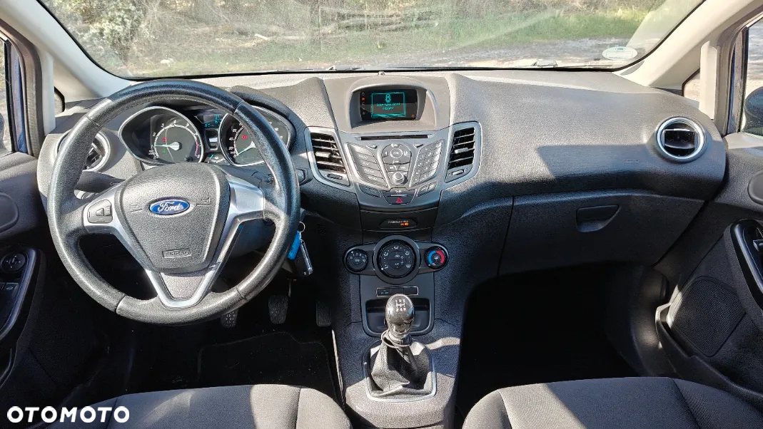 Ford Fiesta - 13