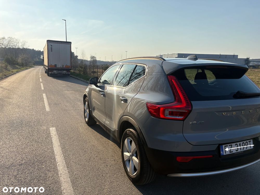 Volvo XC 40 T2 Core - 11