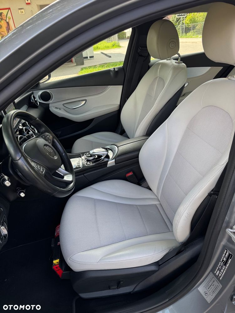 Mercedes-Benz Klasa C 200 7G-TRONIC - 14