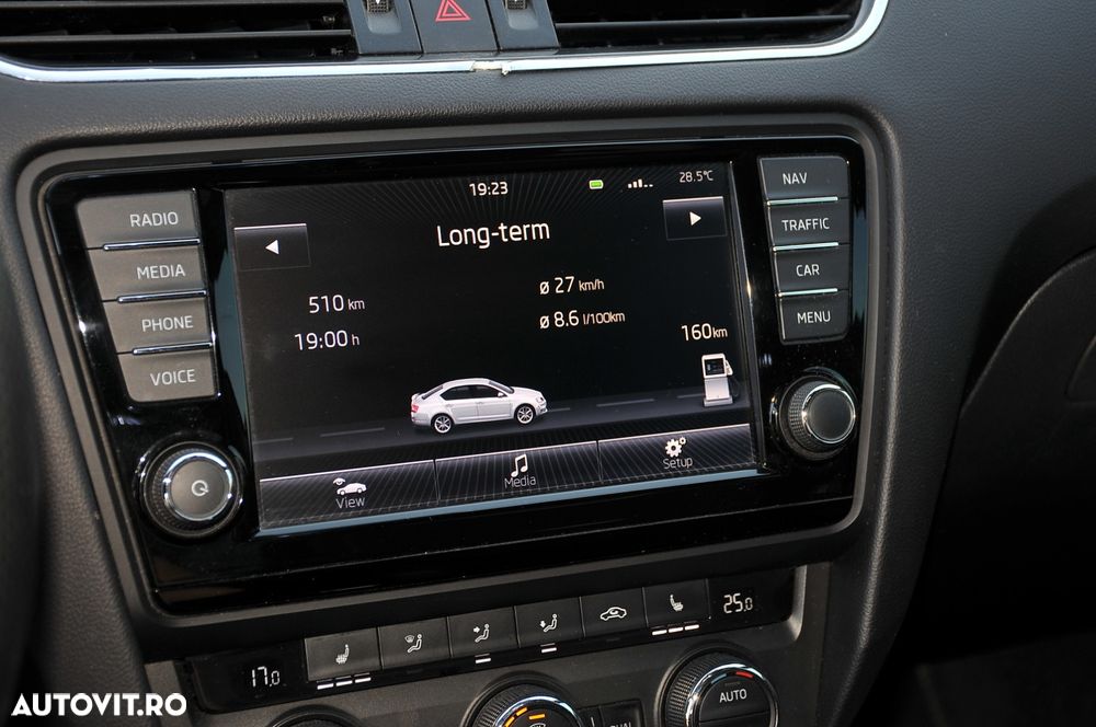 Skoda Octavia 2.0 TDI RS DSG - 15