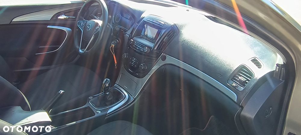 Opel Insignia - 14