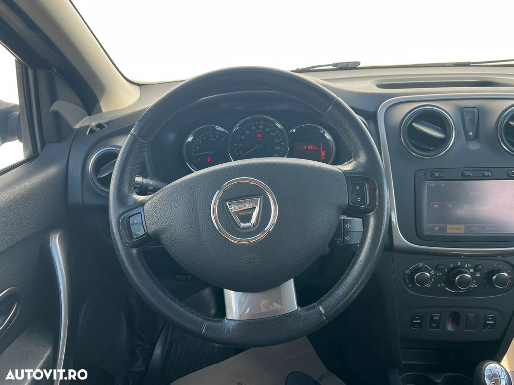 Dacia Sandero Stepway 0.9 TCe - 17