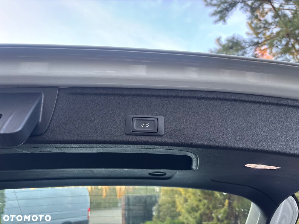 Audi A4 Avant 2.0 TDI - 27