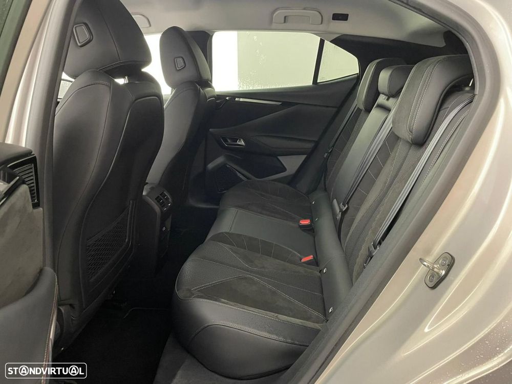 DS DS4 4 1.2 PureTech Performance Line EAT8 - 11